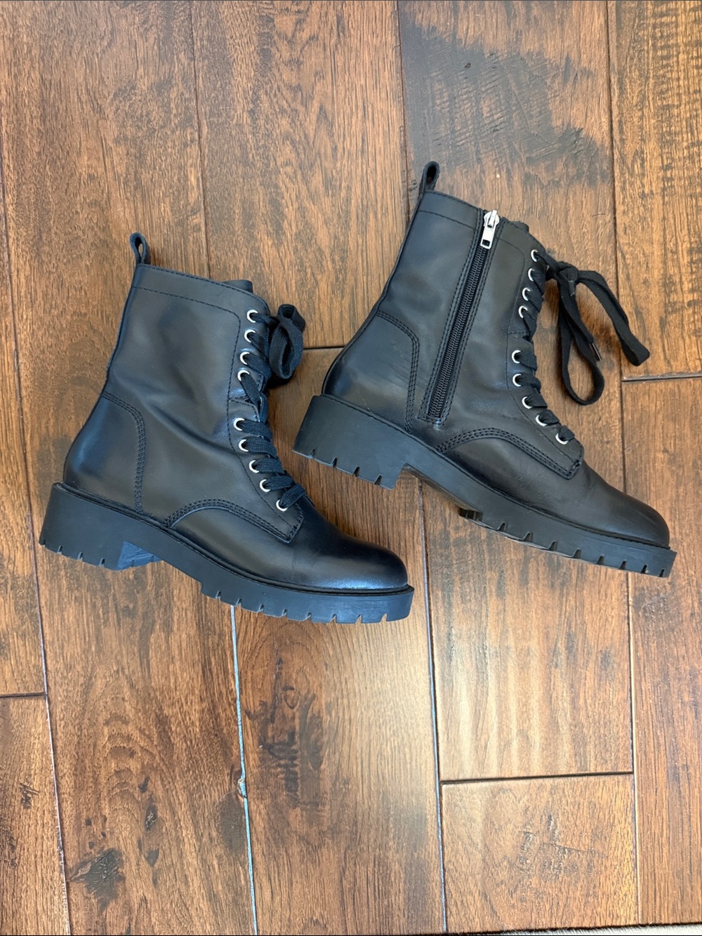 STEVE MADDEN Black Ankle Boots